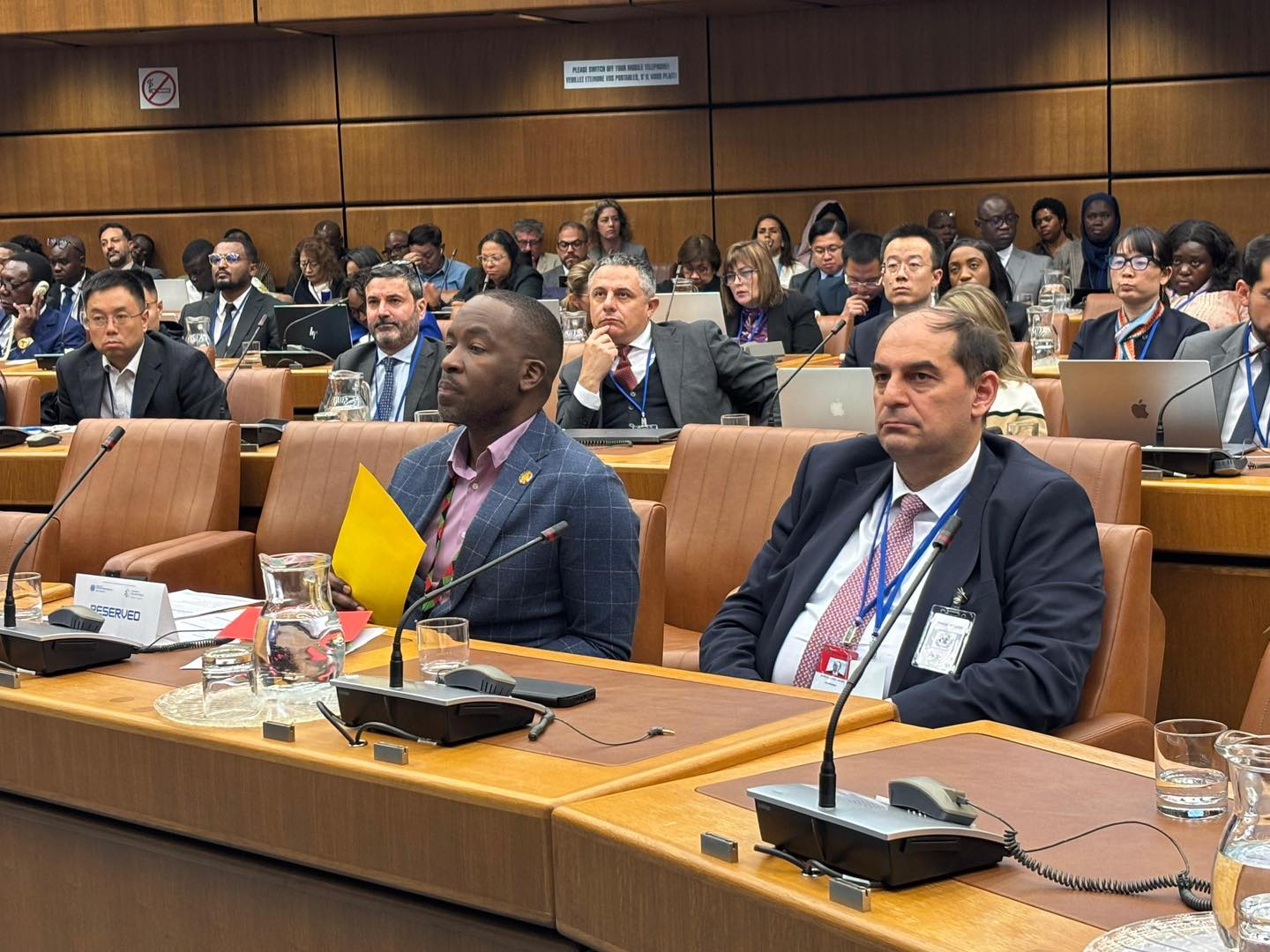 BOEMDA-nın direktoru Cavid Abdullayev Beynəlxalq Enerji və İqlim Forumu çərçivəsində bi...